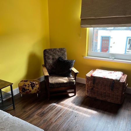 St John'S Town Of Dalry Glentress Apartment 1 외부 사진