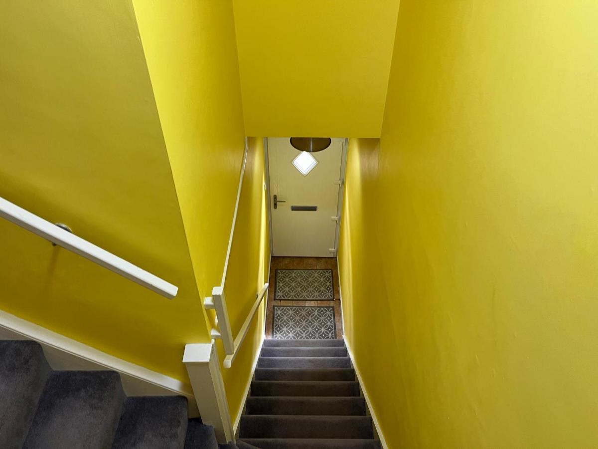 St John'S Town Of Dalry Glentress Apartment 1 외부 사진