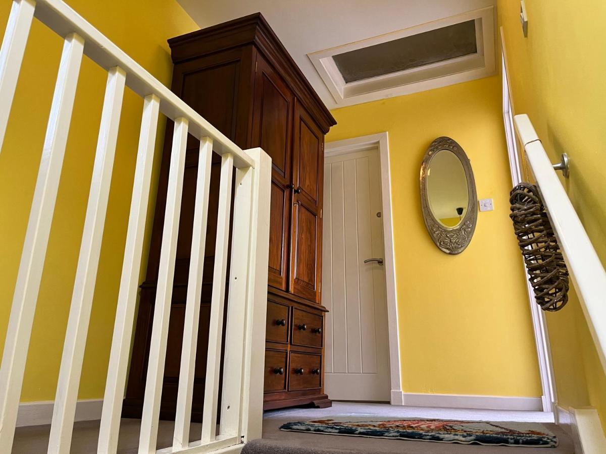 St John'S Town Of Dalry Glentress Apartment 1 외부 사진